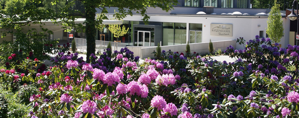 Besuchen Sie die Katzenbuckel-Therme von Waldbrunn